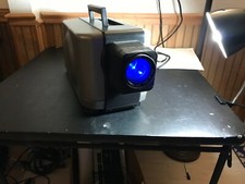 Eiki LC Color Video Projector LC-330 with Zoom Lens picture