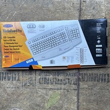 BELKIN MEDIABOARD PRO 107KEY KEYBOARD 18 MULTIMEDIA KEYS FOR WINDOWS-GOLD SERIES picture