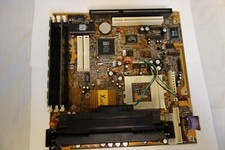 Motherboard M748LMRT  Slot 1 PGA 370 Pentium III 300MHZ 128 Ram Tested Boots picture