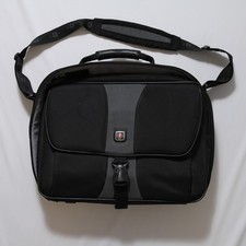 Wenger Swiss Gear Black Laptop Shoulder Messenger Bag Padded Fits 15