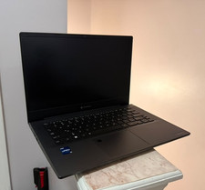 Dynabook Tecra A40-K - i7-1270P 12th Gen 16GB NO SSD, NO Charger A+ Condtion picture