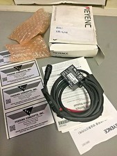 BRAND NEW Keyence Corp SR-610 Ultra Small 2D Code Reader Medium Distance picture