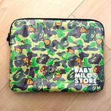 A BATHING APE BAPE Baby Milo Store Green Camo 13in Nylon Zip Sleeve Case picture