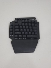 One Hand Gaming Keyboard with Cable and Wrist Rest picture