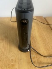 Motorola Cable Modem Router MB7220 8x4 DOCSIS 3.0 picture