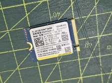 SanDisk PC_SN7100S 1TB m.2 2230 SSD Solid State Drive 78KXH SDFPTSL-1T00-1012 picture