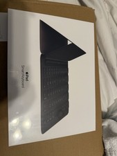 * NEW * Sealed Apple iPad Smart Keyboard Folio/Case - Black - MX3L2LL/A A1829 picture