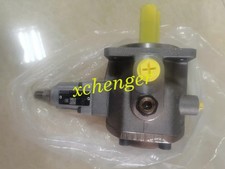 1PCS Rexroth R900950953 pump PV7-2X/20-20RA01MA0-10 via FedEx or DHL picture