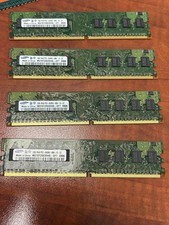 Samsung 1GB 1Rx8 PC2-6400U-666-12-ZZ M378T2863EHS-CF7 Lot of 4 picture