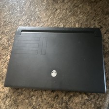 Alienware M15 R7 15.6