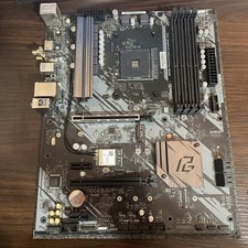 AsRock B550 Phantom Gaming 4/ac AM4 Motherboard WiFi picture
