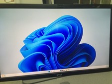 Dell UltraSharp U2713HMt 27-inch QHD IPS LED Monitor 2660x1440 07JNY5 No Stand picture