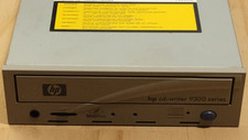 HP CD-Writer Plus 9300 Series Internal CD-RW Drive 32X picture