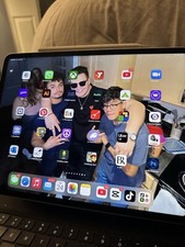 iPad Pro 5th Generation With Tik Tok And CapCut picture
