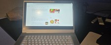 Razer Blade 15 (2019) Mercury White i7-8750H RTX 1060 MAX-Q 16GB RAM 512 SSD picture