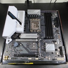 *READ* GIGABYTE Z890M GAMING X Micro ATX Motherboard LGA1851 DDR5 #236 picture