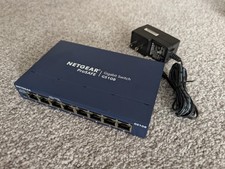 NETGEAR GS108, 8-Port Gigabit Ethernet Switch v4 in excellent conditions picture