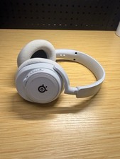 SteelSeries Arctis Nova 7P WIRELESS Headset White no cord picture