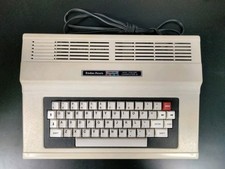 Radio Shack TRS 80 64K Color Computer 2 – Model 26‑3127  picture