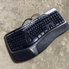 Microsoft Natural Ergonomic Keyboard 4000 V1.0 KU-0462 Wired USB Black picture
