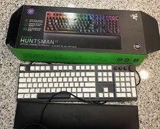 Razer Huntsman V2 Gaming Keyboard Analog Optical Switches - White picture