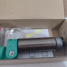 1pcs Pepperl+Fuchs Ultrasonic Sensor UC2000-30GM70S-2E2R2-V15 picture