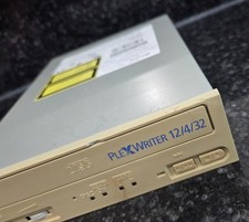 Plextor PX-W124TSi 12X4X32 SCSI Recordable Drive 5.25 As Is picture