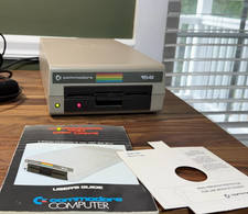 Commodore 1541 Disk Drive for Commodore 64  w/ Manual, Cable, Insert -TESTED picture