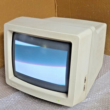 1986 Digital VR241-A color CRT monitor, powers on, DEC Rainbow or terminal picture