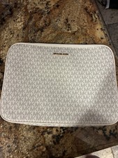 Michael Kors Jet Set Travel Laptop Case Brand New 13