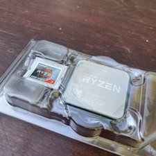 AMD Ryzen 7 2700 3.2GHz 8-Core 16- Thread AM4 CPU Processor YD2700BBM88AF picture