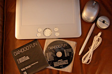 Wacom Bamboo Fun Writing Tablet CTE650S picture