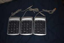 Lot of 3 Targus PAUK10C Model 20 USB Wired Numeric Keypad w/Num Lock picture
