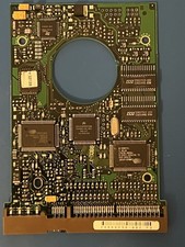 Seagate ST32531A Medalist 2.5GB IDE Hard Drive PCB Logic Board 24000341-009 2400 picture
