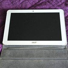 Acer Iconia One 10 B3-A30 10.1in 16GB Wi-Fi 1GB RAM White/Silver Bundle picture