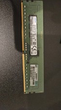 Samsung 8GB 1Rx8 PC4-2400T-RD0-11-DC0 Server Memory M393A1K43BB0-CRC0Q picture