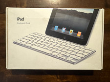 Apple iPad Keyboard Dock Model A1359, White Standard Layout, Excellent Condition picture