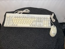 Sun Microsystems Type 7 USB Wired Keyboard & Scroll Wheel Mouse Bundle picture