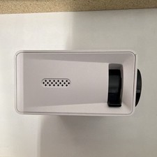 Mini Projector Z1 White LCD Desktop Projector 16:9 1080p HDMI USB + Remote picture