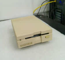 Commodore 1581 Floppy Disk Drive (BR98YV 1581) picture
