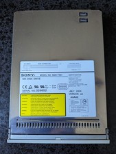 SONY SMO-F561 9.1GB SCSI Internal MO Drive 50 pin SCSI picture