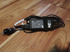 #AC) Genuine HP Laptop Charger 677774-001 693711-001 19.5V 3.33A 65W Large Tip picture