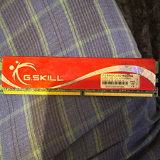 G.SKILL 4GB (2x2GB) DDR2-1066 PC2-8500 240-Pin DIMM Non-ECC F2-8500CL6D-4GBNQ picture
