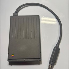 APPLE MACINTOSH HDI-20 EXTERNAL 1.4MB FLOPPY DISK DRIVE **UNTESTED** picture