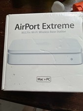 Apple AirPort Extreme A1143 picture