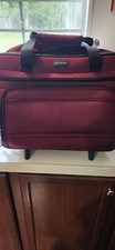 Samsonite Dkx Wheeled Tote Burgundy. In very very good rarely used condition picture
