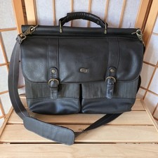 SOLO Executive Collection Bradford Laptop Carrying Messenger Bag Briefcase picture