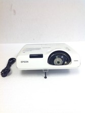Epson PowerLite 530 3LCD 3200 Lumens 1024x768 Projector H673A w/ Lamp 1618 Hours picture