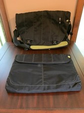 BOOQ BOA NERVE COMPUTER MESSENGER BAG BLACK/GREEN LARGE LAPTOP SLEEVE EXCELLENT picture