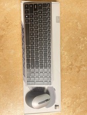 Dell Multi-Device Wireless Keyboard & Mouse - KM7120W picture